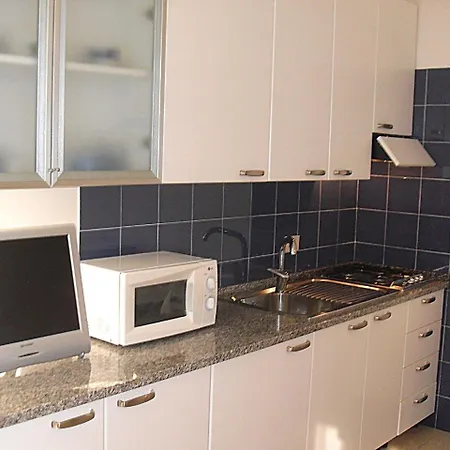 Marinella Apartamento